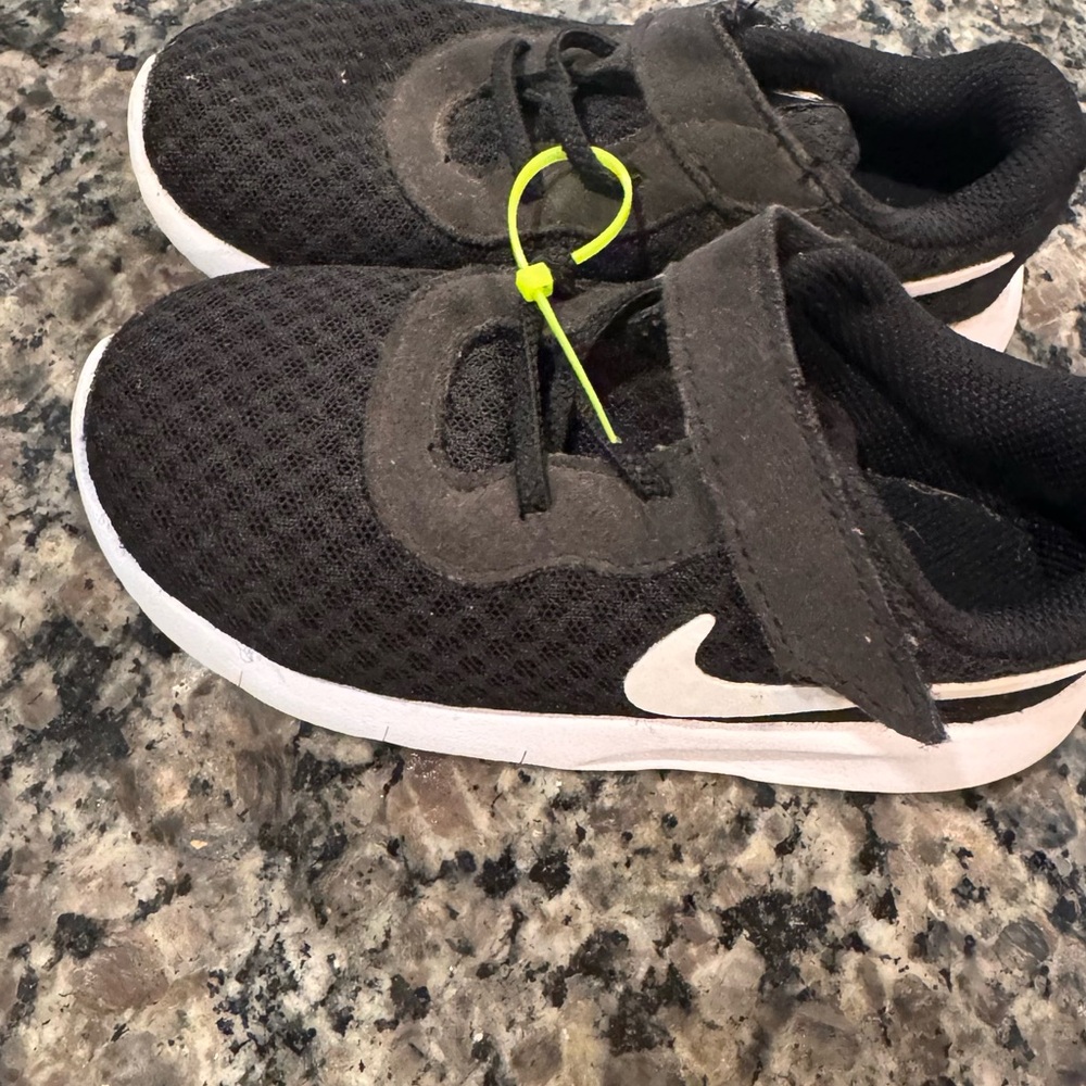 Nike Black and White Sneakers with Velcro Strap and Mesh Upper